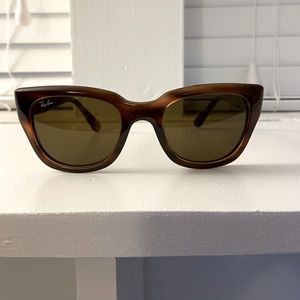 Ray-Ban Retro Sunglasses